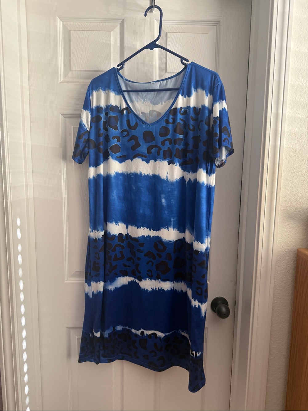 Blue Tie-Dye Leopard Print V-Neck Dress